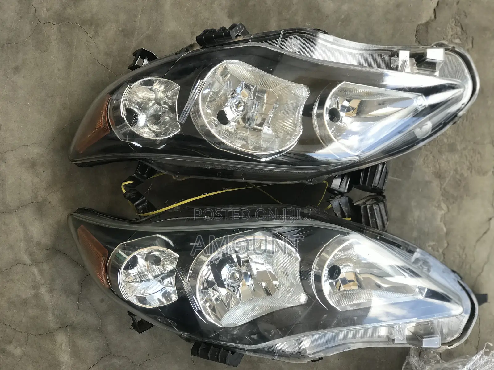 Toyota Corolla 2012 Head Light