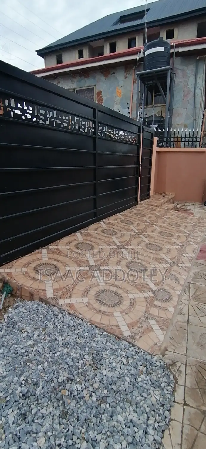 2bdrm Apartment in Classic 2 Bedrm, Spintex for rent