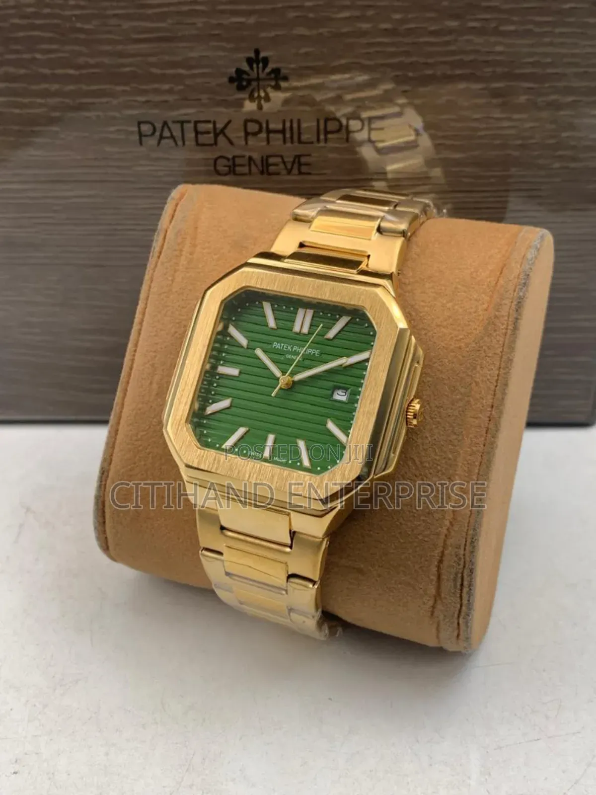 Patek Philippe Cubitus - Luxury Select