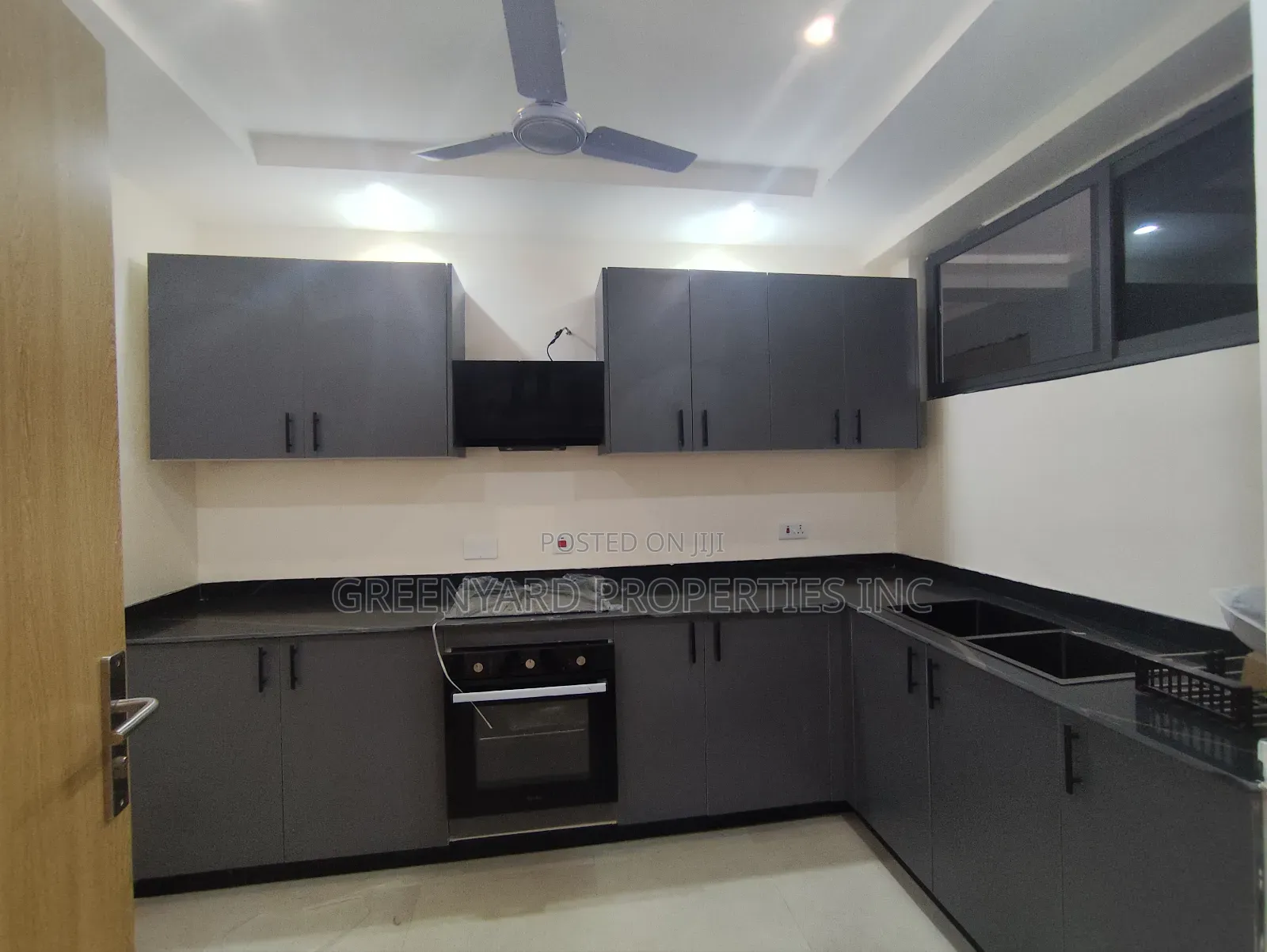 2bdrm Apartment in Ars, East Legon for rent