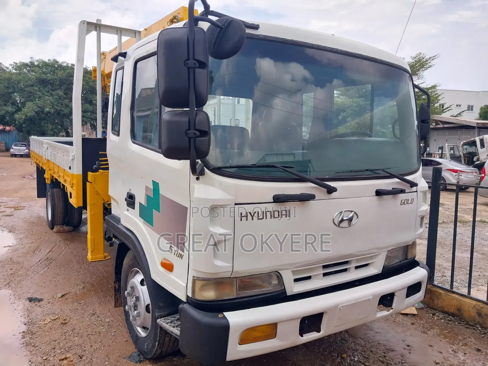 Hyundai Crane