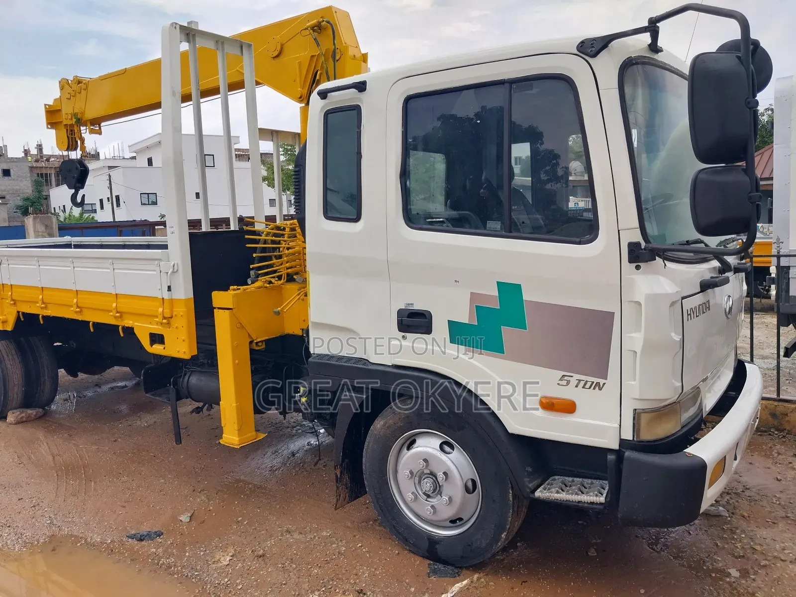 Hyundai Crane