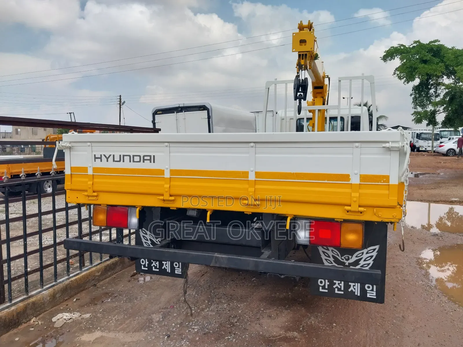 Hyundai Crane
