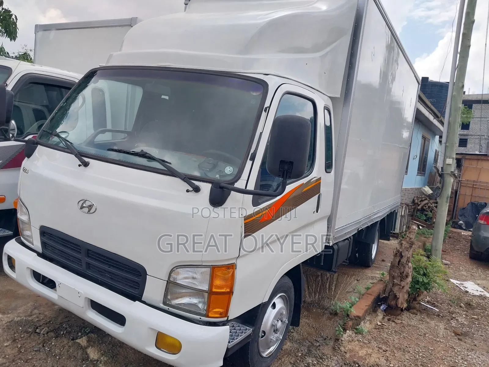 Hyundai Might Container