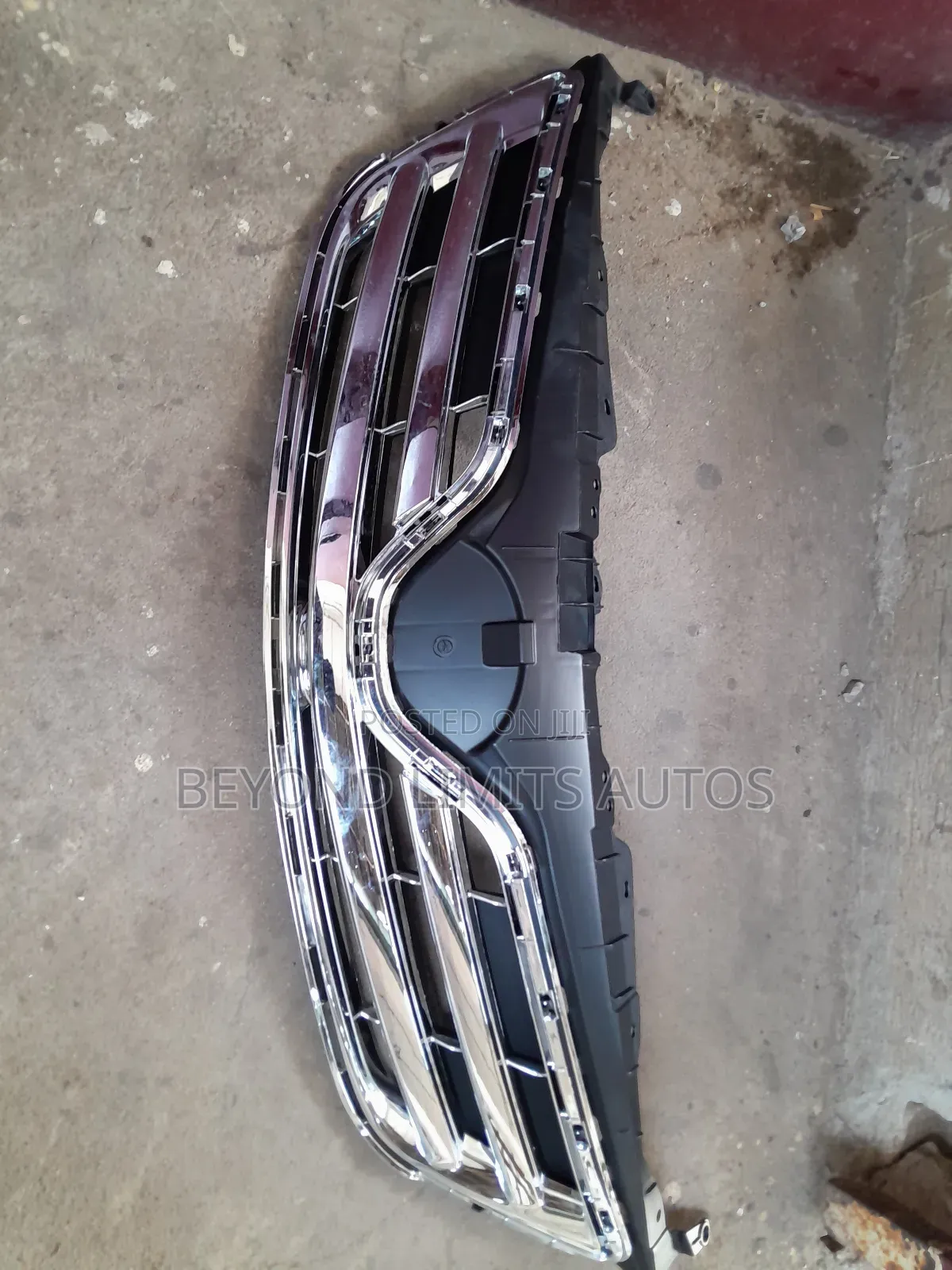 Toyota Corolla 2011,2012,2013 Top Grille/Top Shell