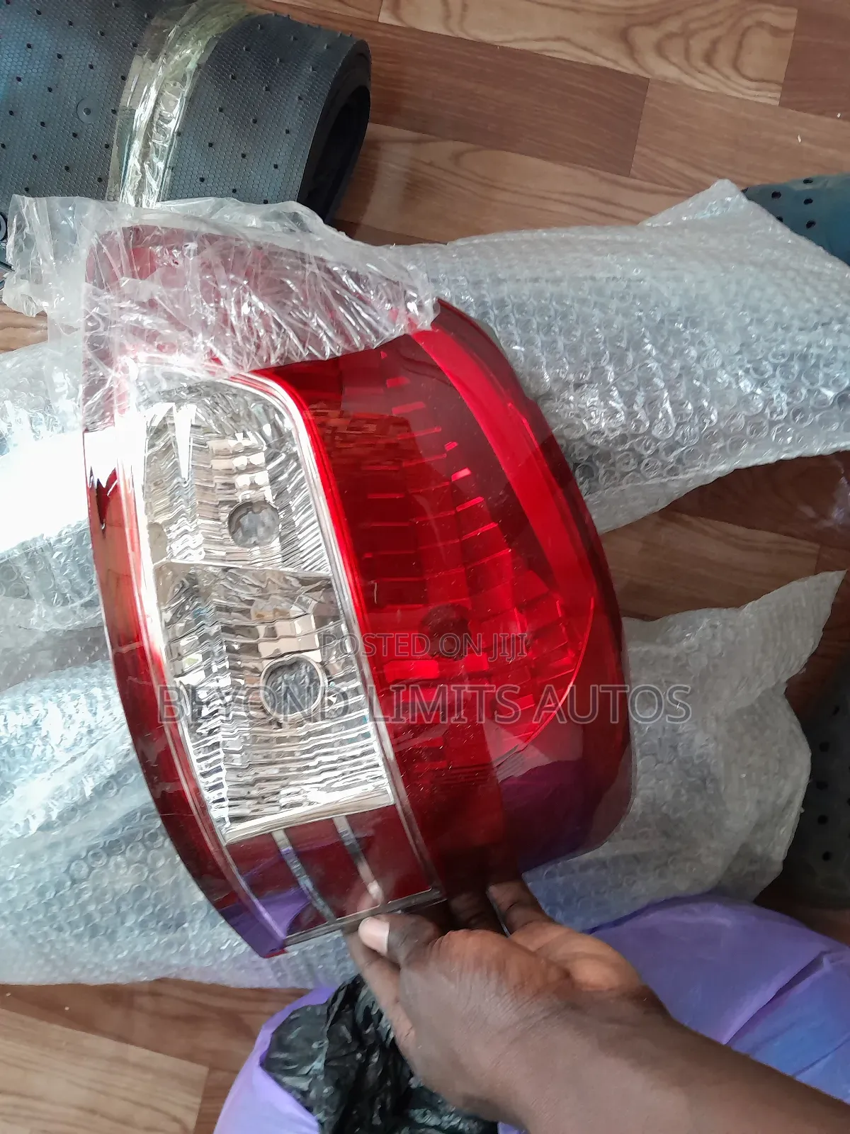 Toyota Yaris 2007,2008,2009,2010,2011 Tail Light/Back Light