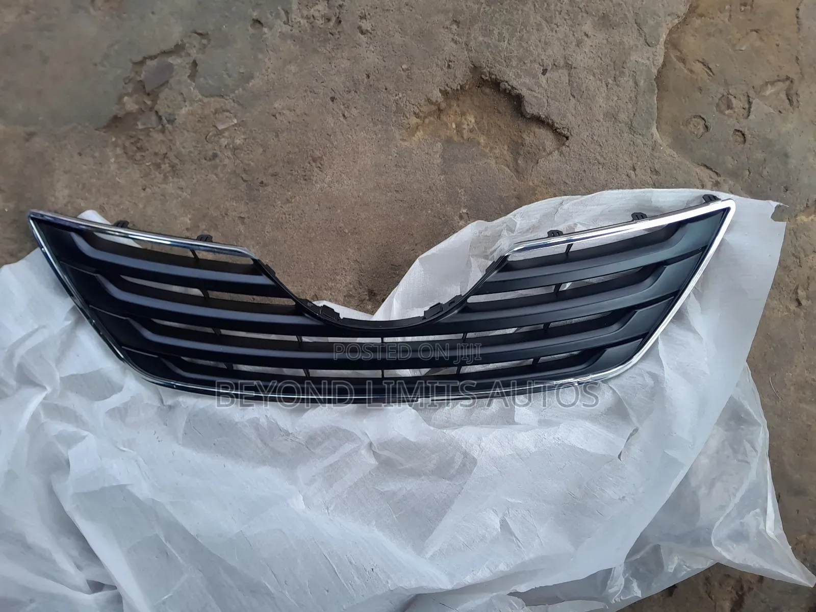 Toyota Camry 2007,2008,2009 Top Grille Black