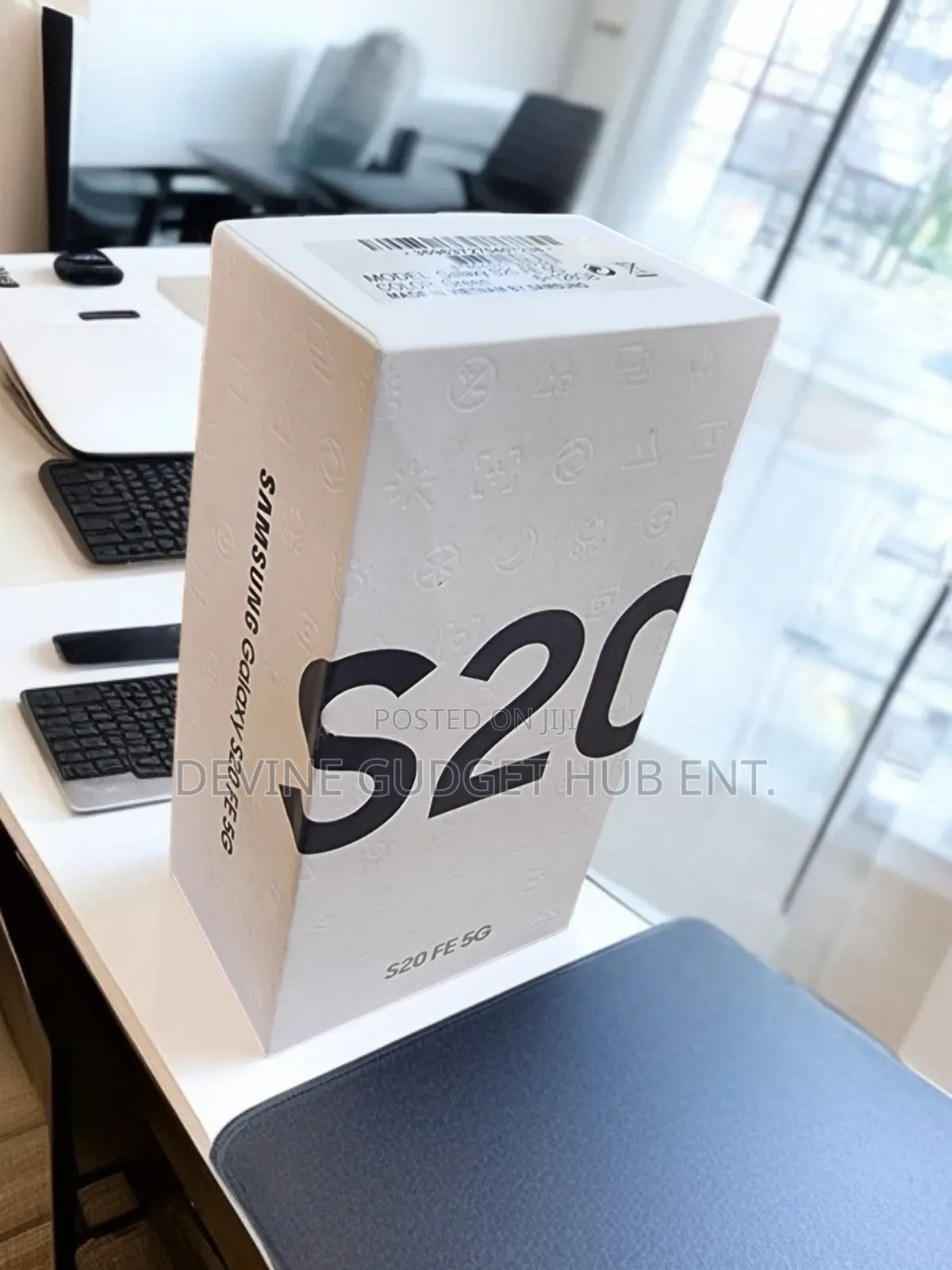 New Samsung Galaxy S20 FE 128 GB