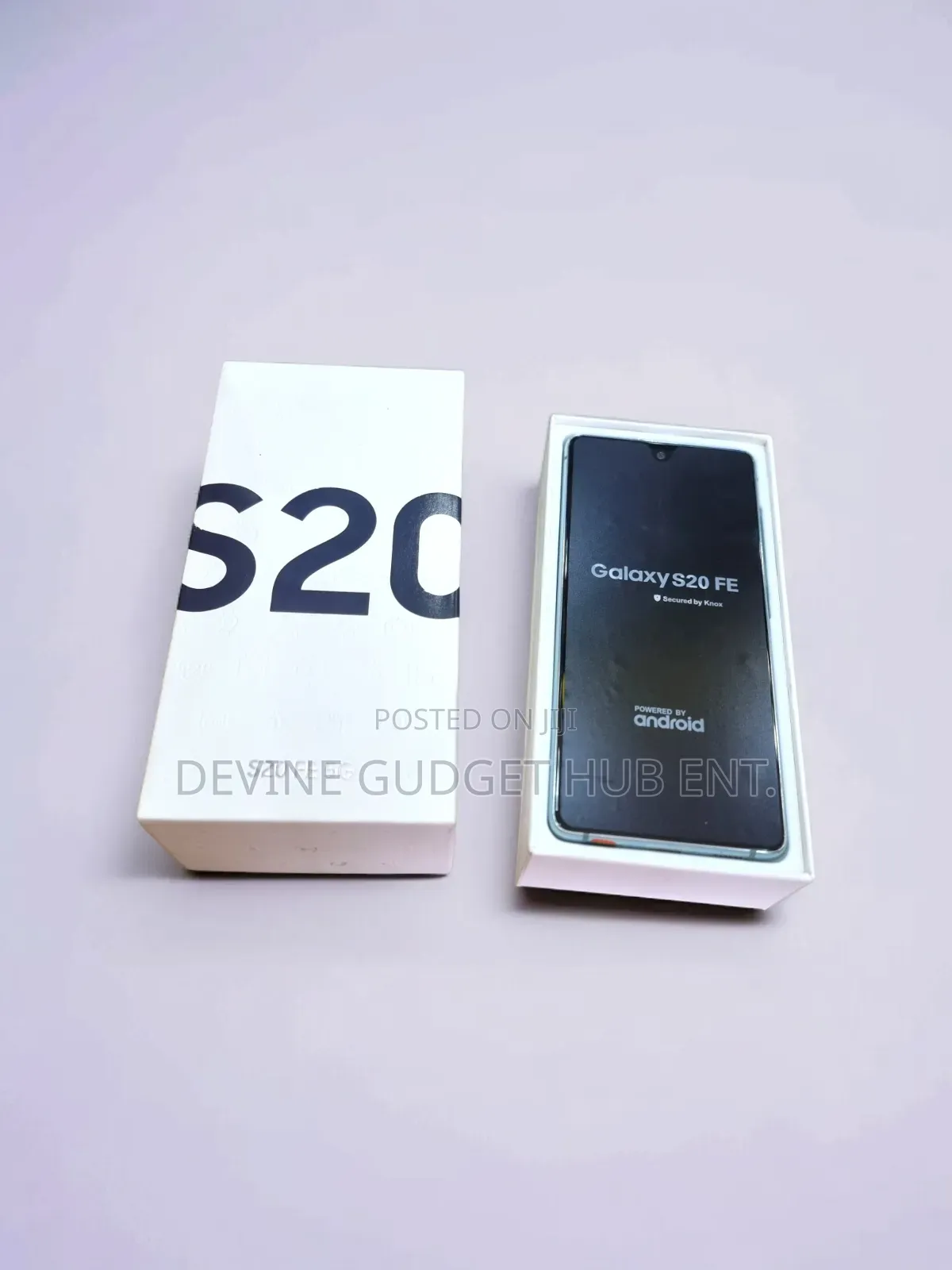 New Samsung Galaxy S20 FE 128 GB Silver