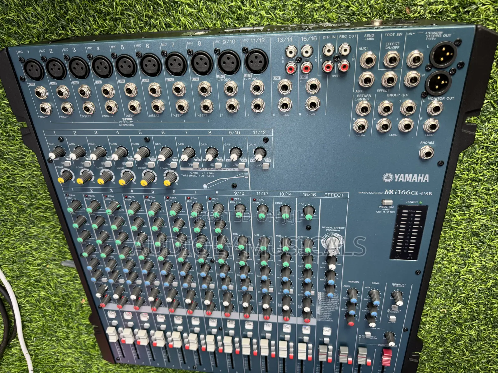 Yamaha Mg166ccx 16channel Mixer