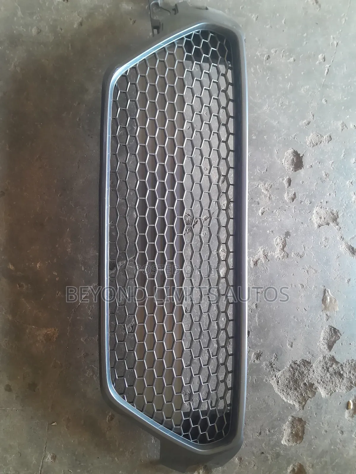 Toyota Corolla 2020,2021,2022 Front Shell/Bumper Grille Se