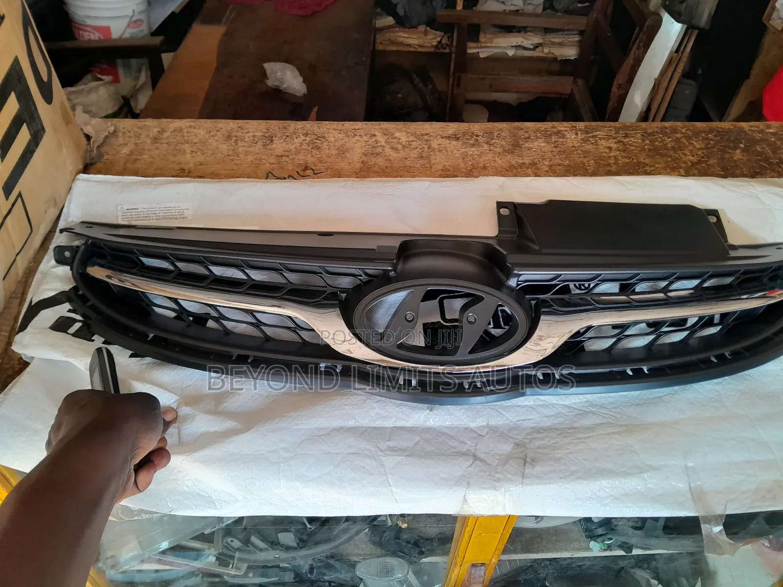 Hyundai Elantra 2011,2012,2013 Top Grille/Top Shell