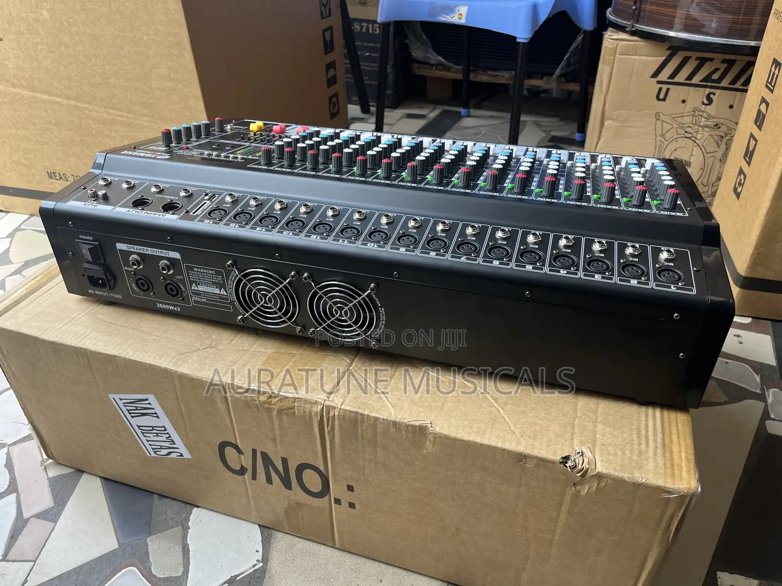 Yamaha Powered Mixer 16-Channel