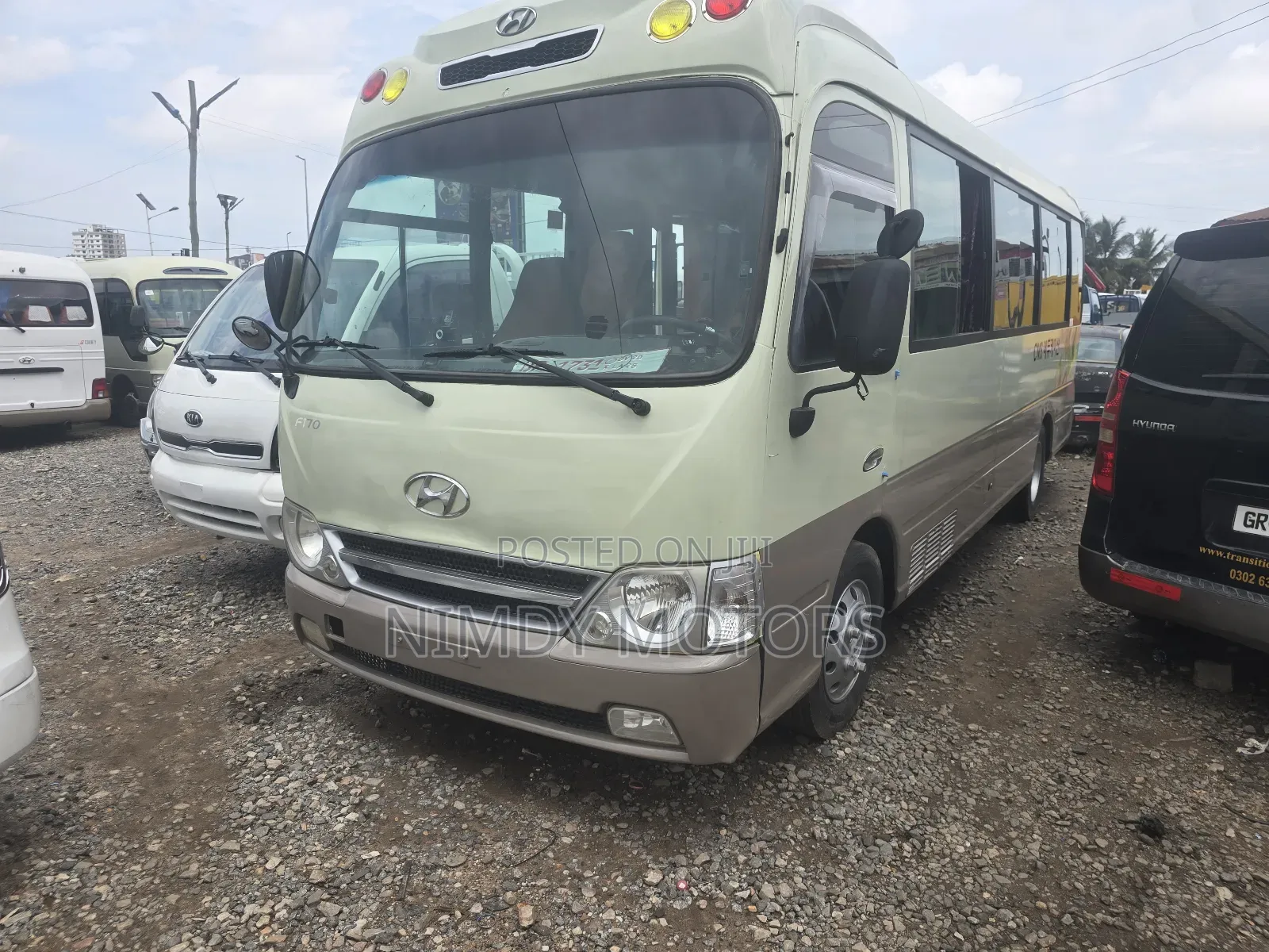 Hyundai County 2014 Grey