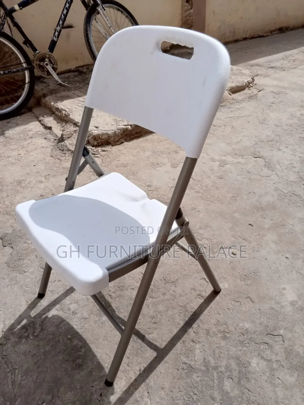 Foldable Chair for Sale