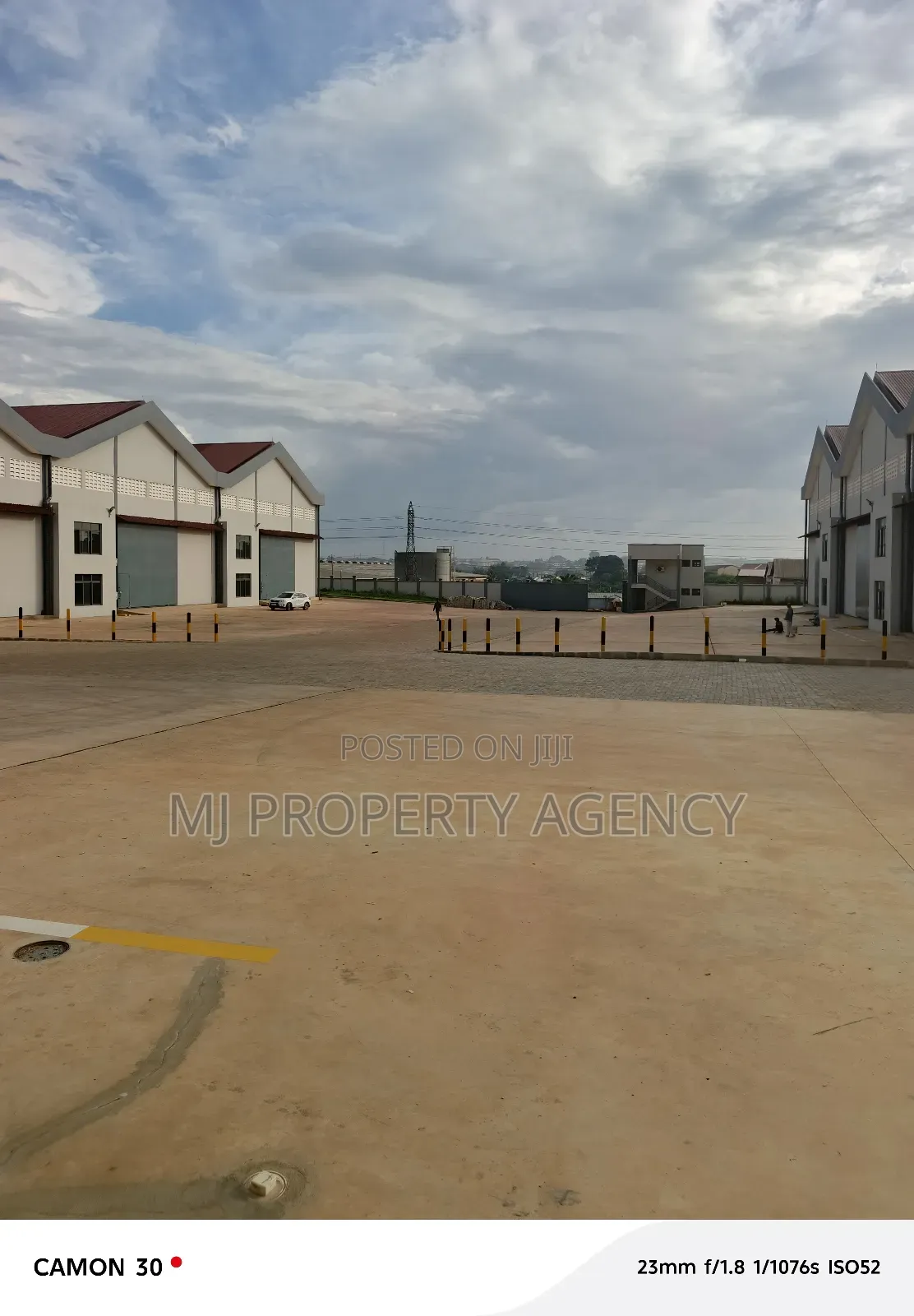 10000 Newly Built Warehouse in Kumasi