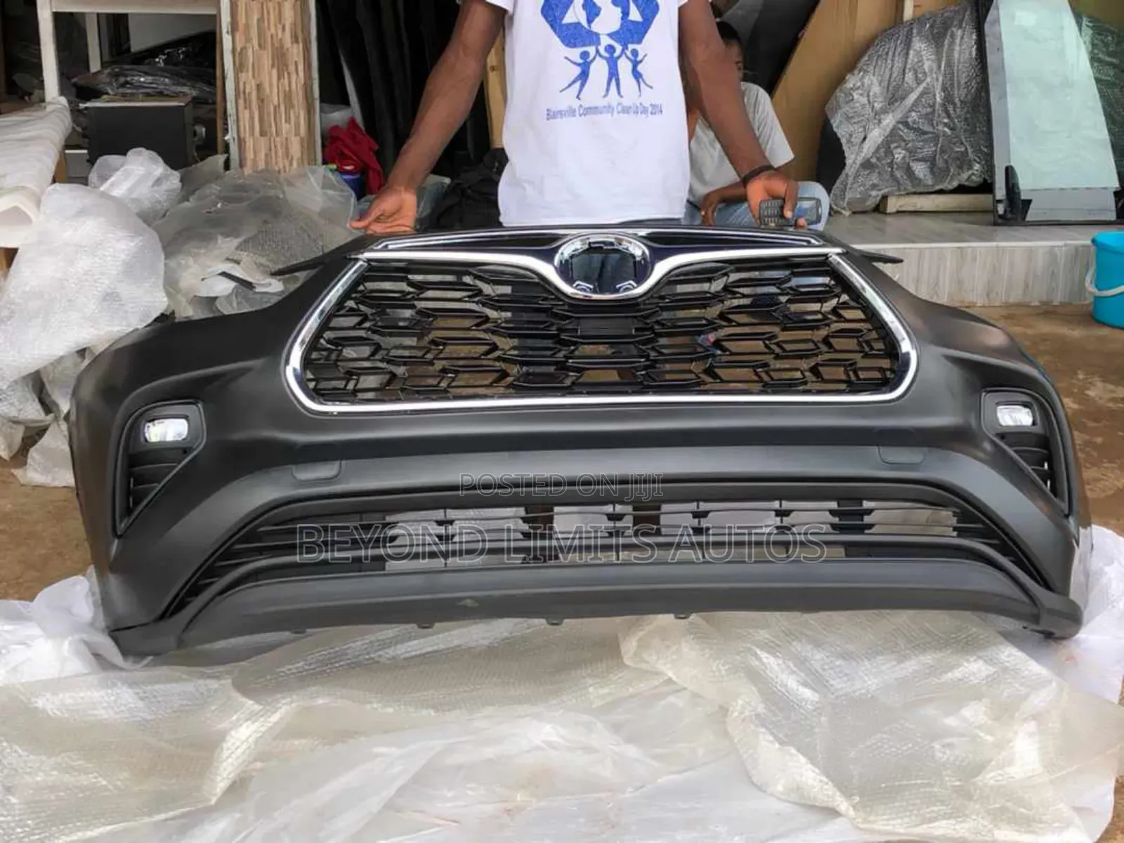 Toyota Highlander 2020,2021,2022,2023 Complete Front Bumper