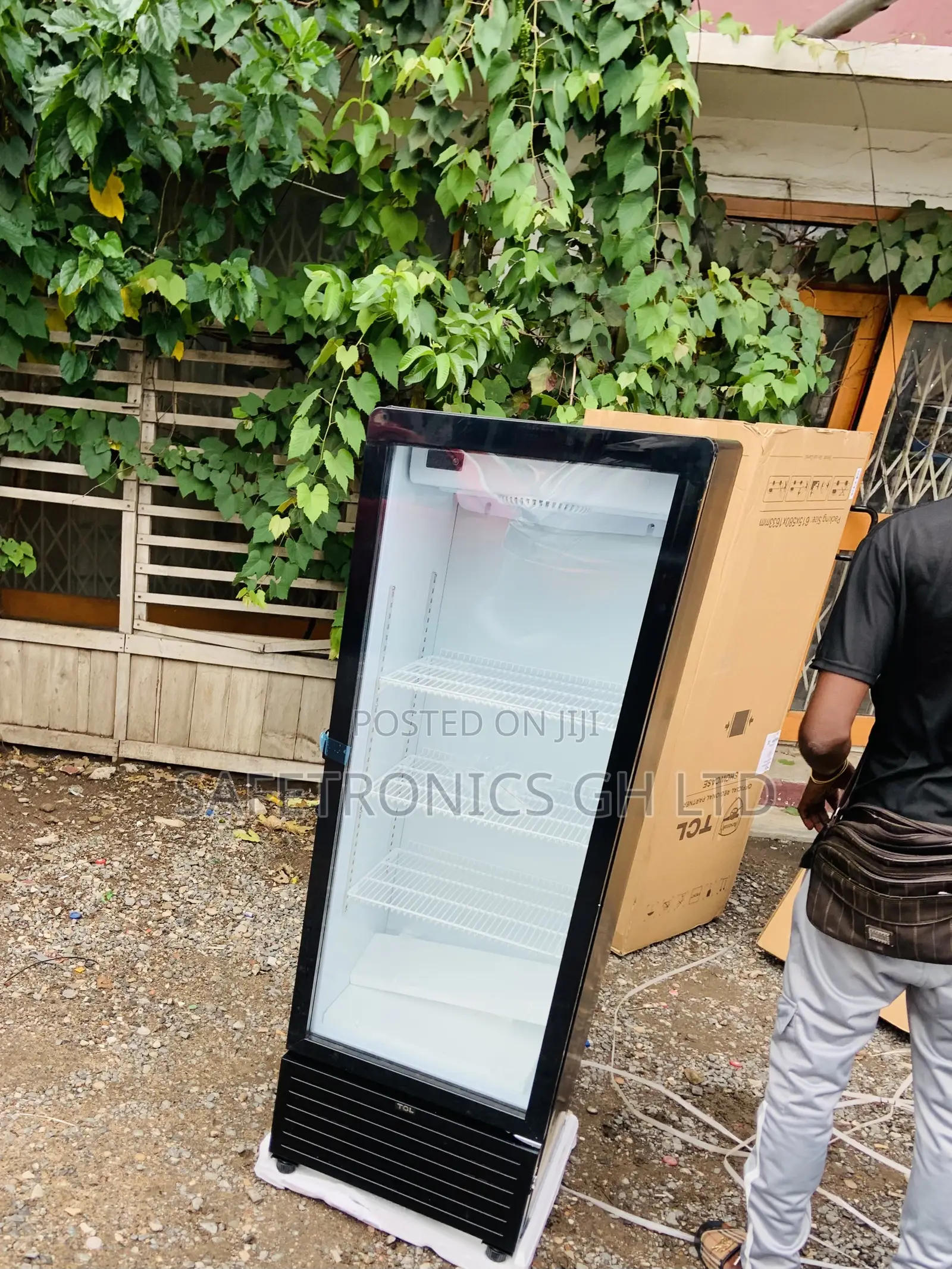 Reliable New 251 Liters Black TCL Display Fridge