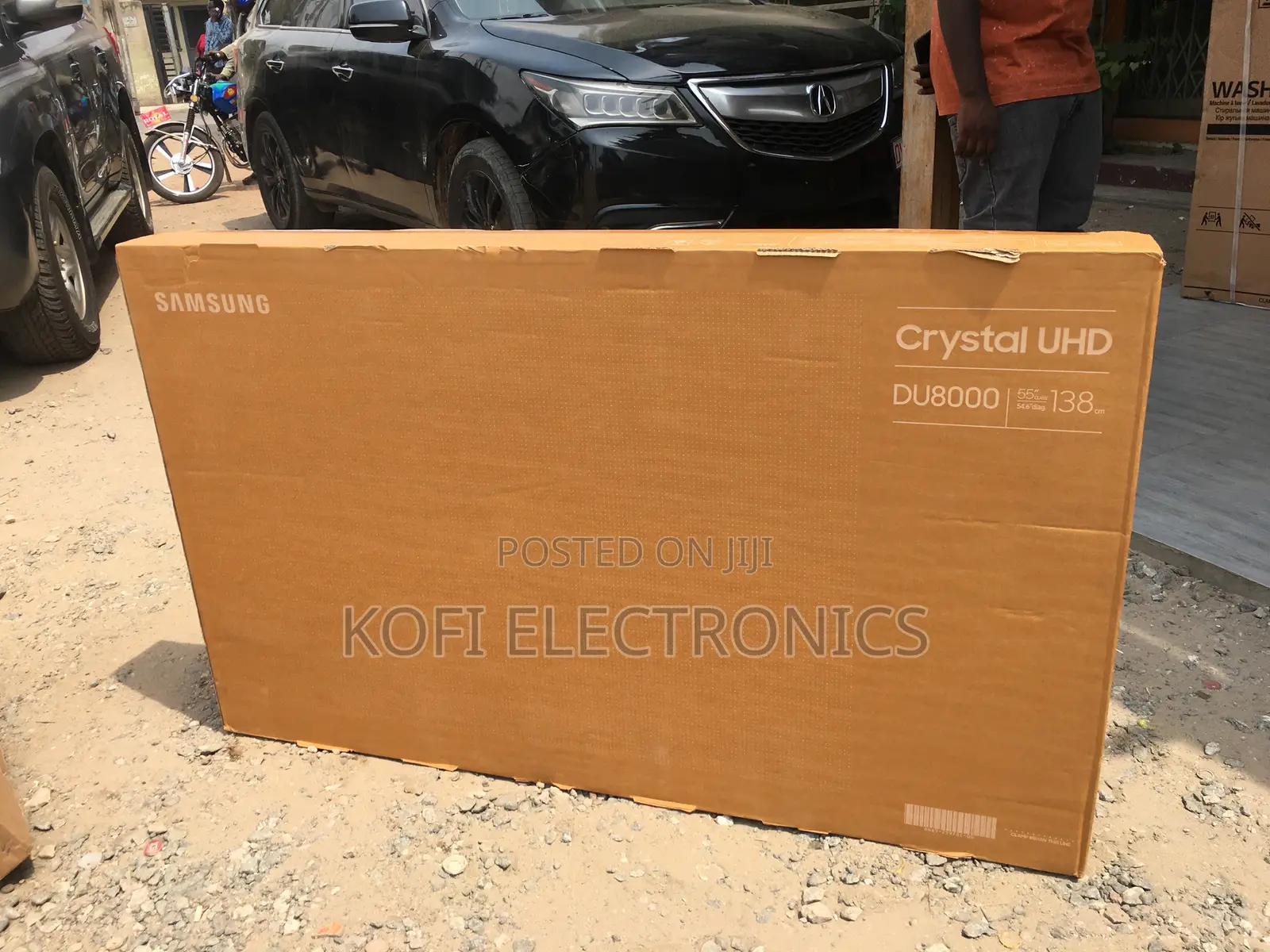 A Virtual Assistant Samsung Du8000 55" HDR Smart Led Tv