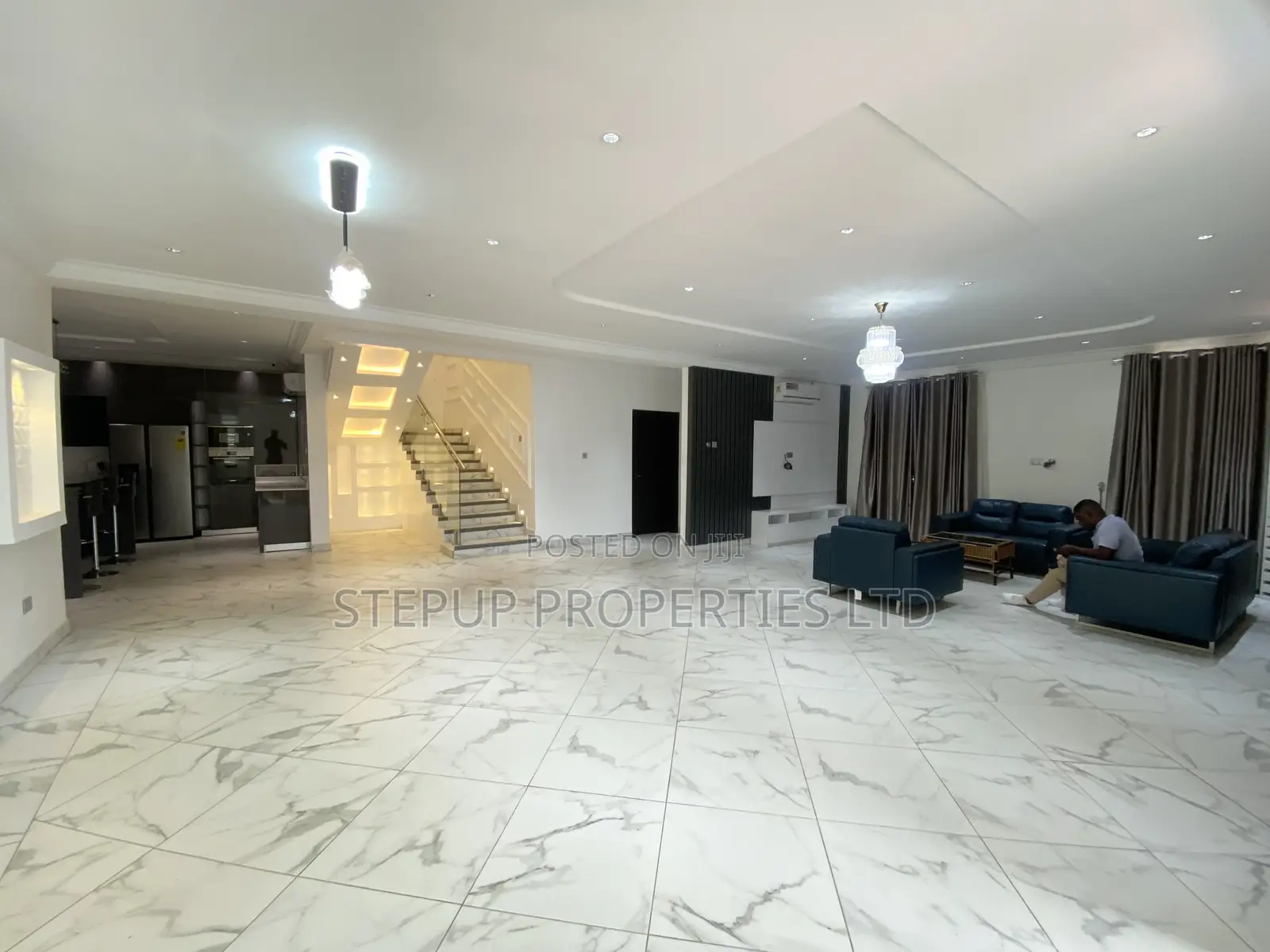 Furnished 4bdrm House in Lakeside for sale