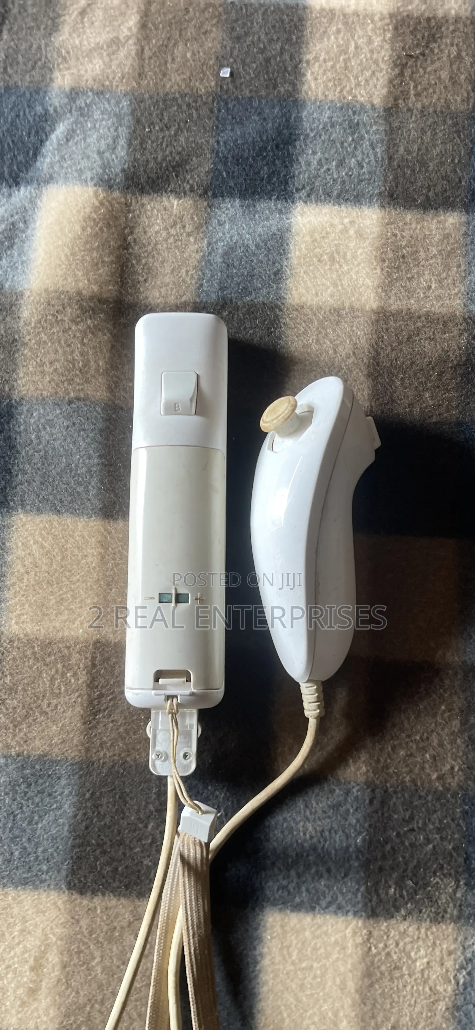 Original Nintendo Wii Controller ( Wireless)