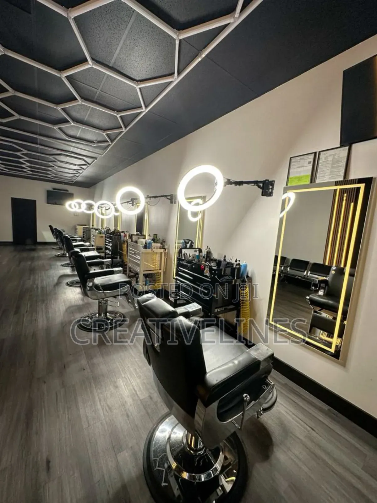 Barbering Shop Interior Decor