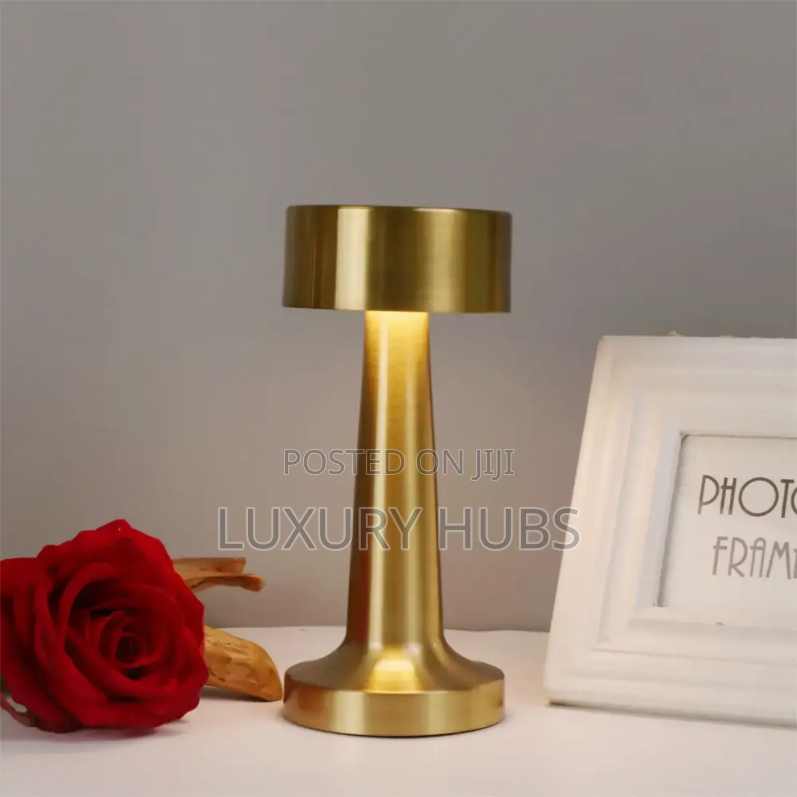 Modern Design Table Lamp for Restaurants