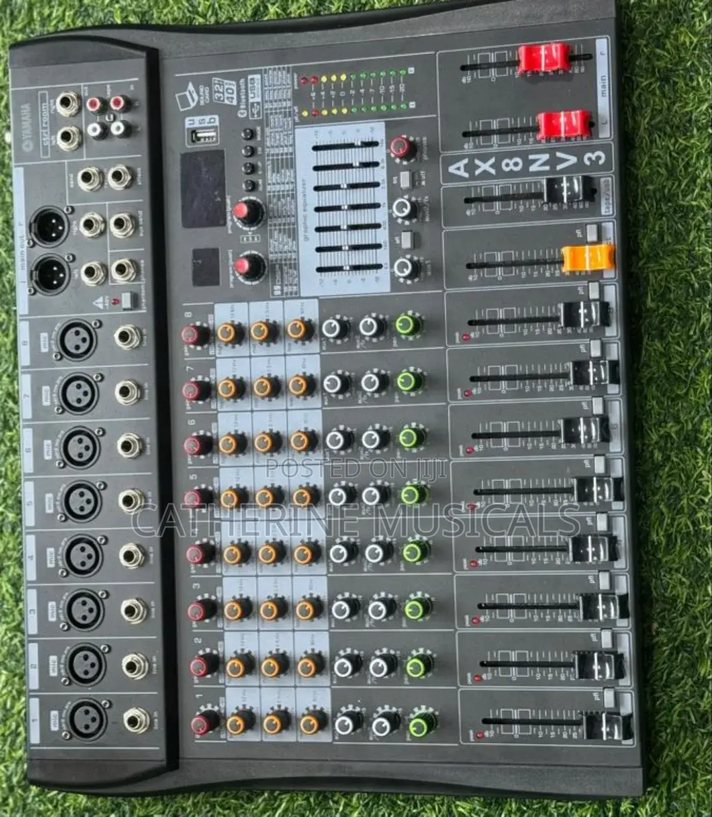Yamaha 8 Channel Raw Mixer