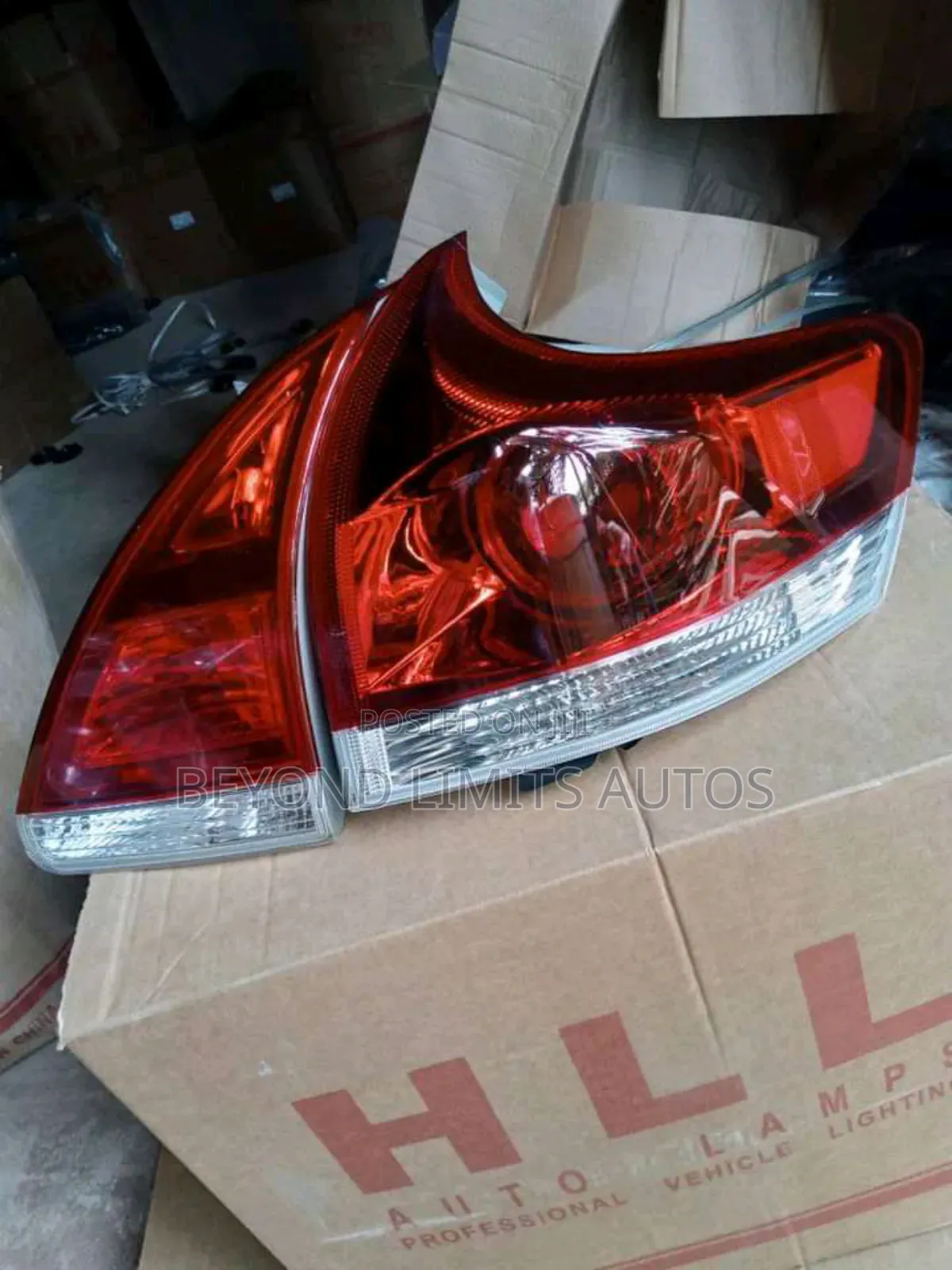 Toyota Venza 2009,2010,2011,2012,13 Taillight and Boot Light