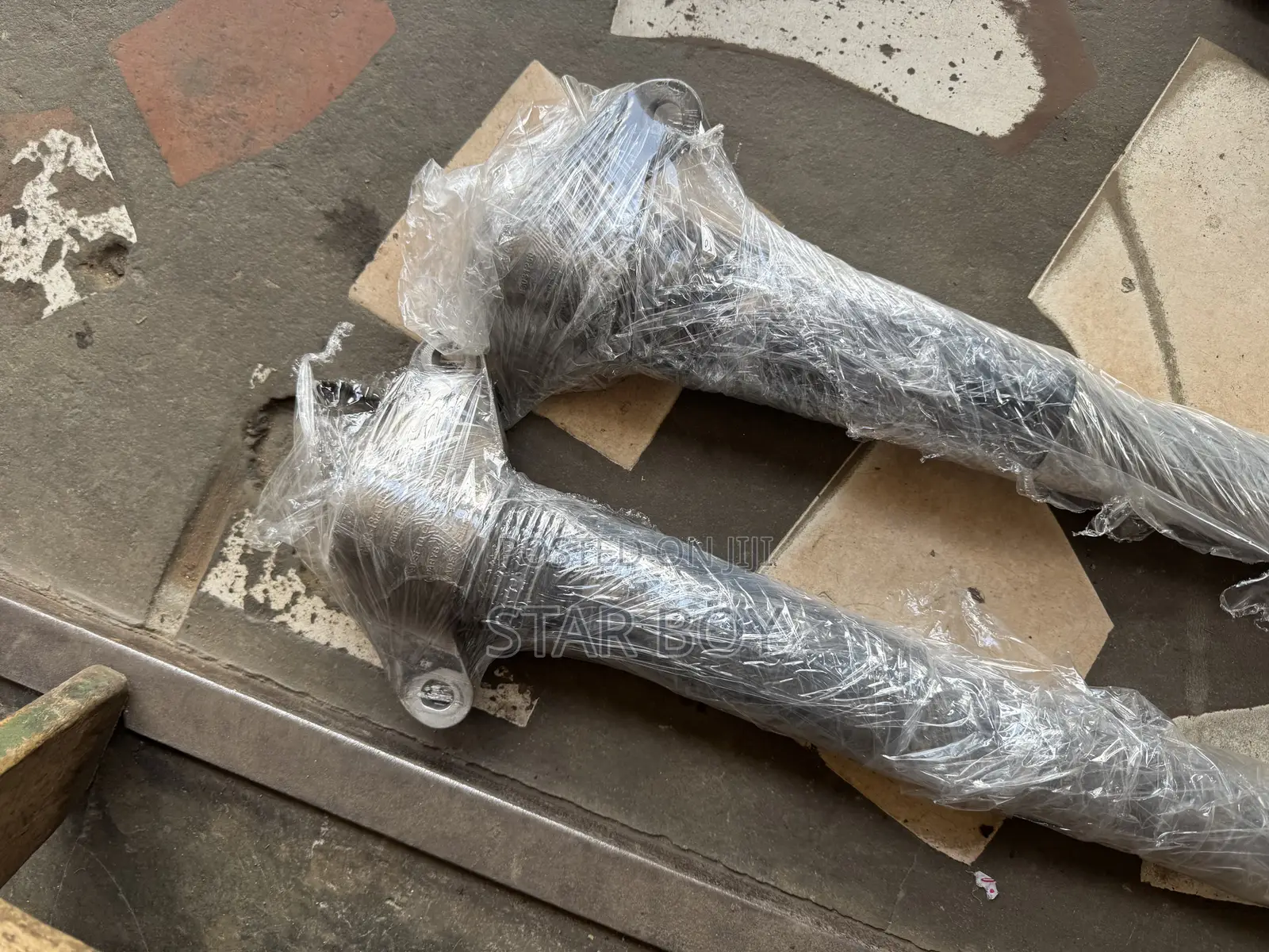 Range Rover Vera:2015 to 2022 Back Absorbers