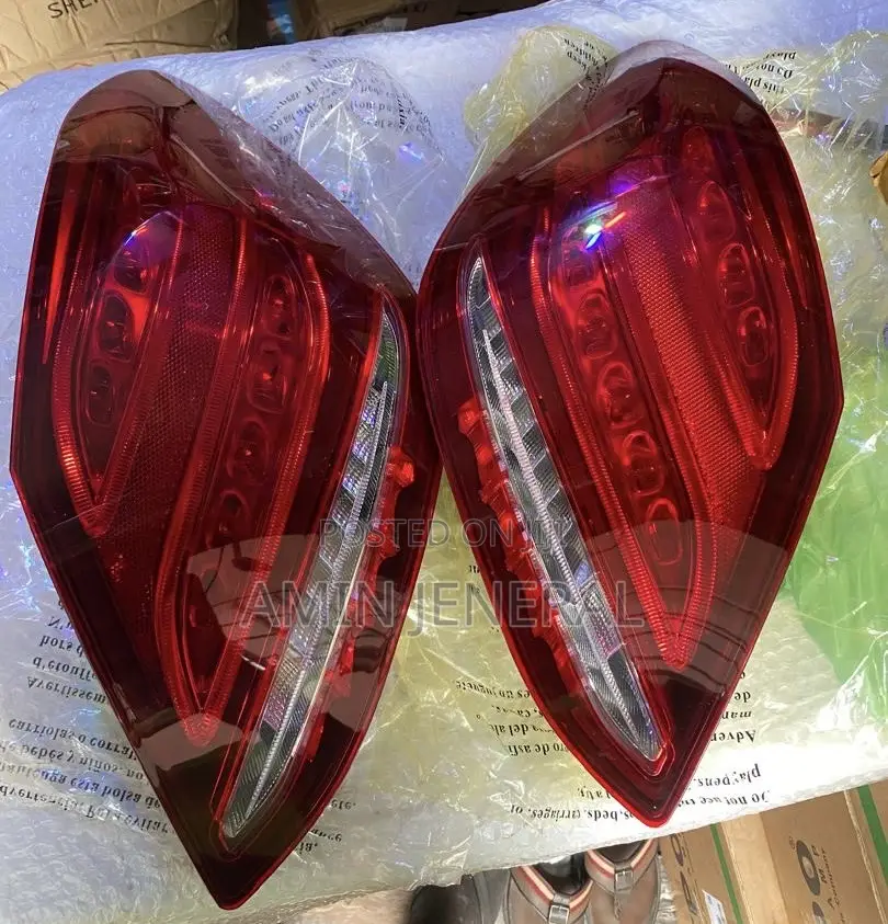 W205 Pink Socket Tail Light America