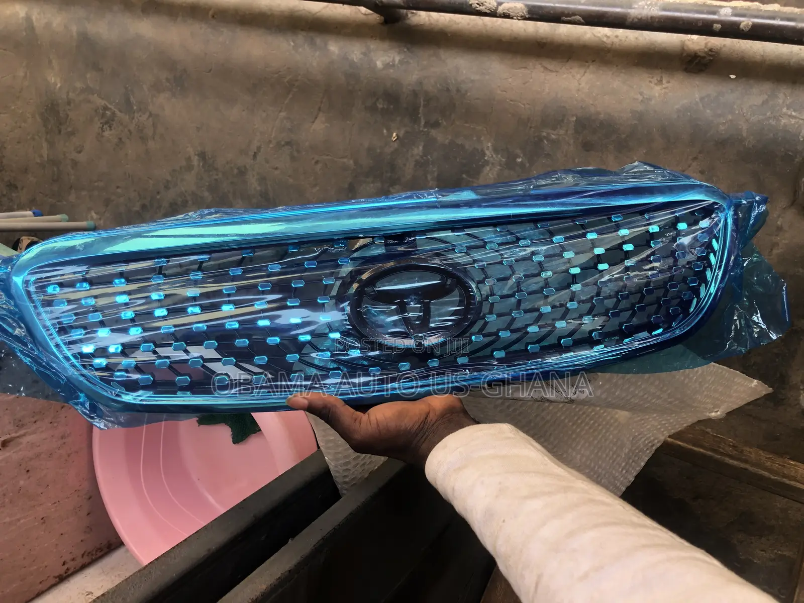 Toyota Corolla 2004 2005 2006 2007 2008 Diamond Grill / Grille /Shells