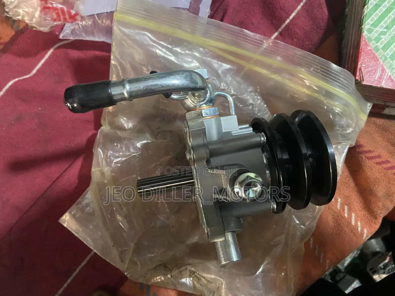 Toyota Haice, Hilux Fish Alternator Vacuum Pump