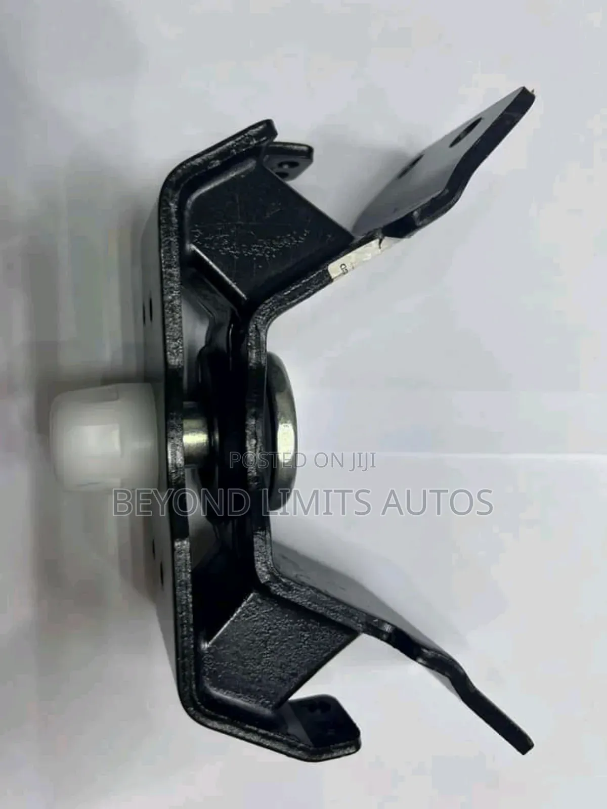 Toyota Land Cruiser Engine Seat/Mount Available