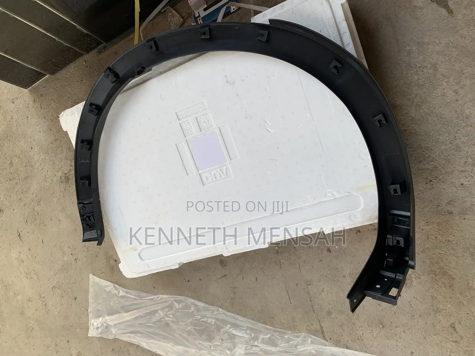 Mazda Cx Back Fender Moulding L Side