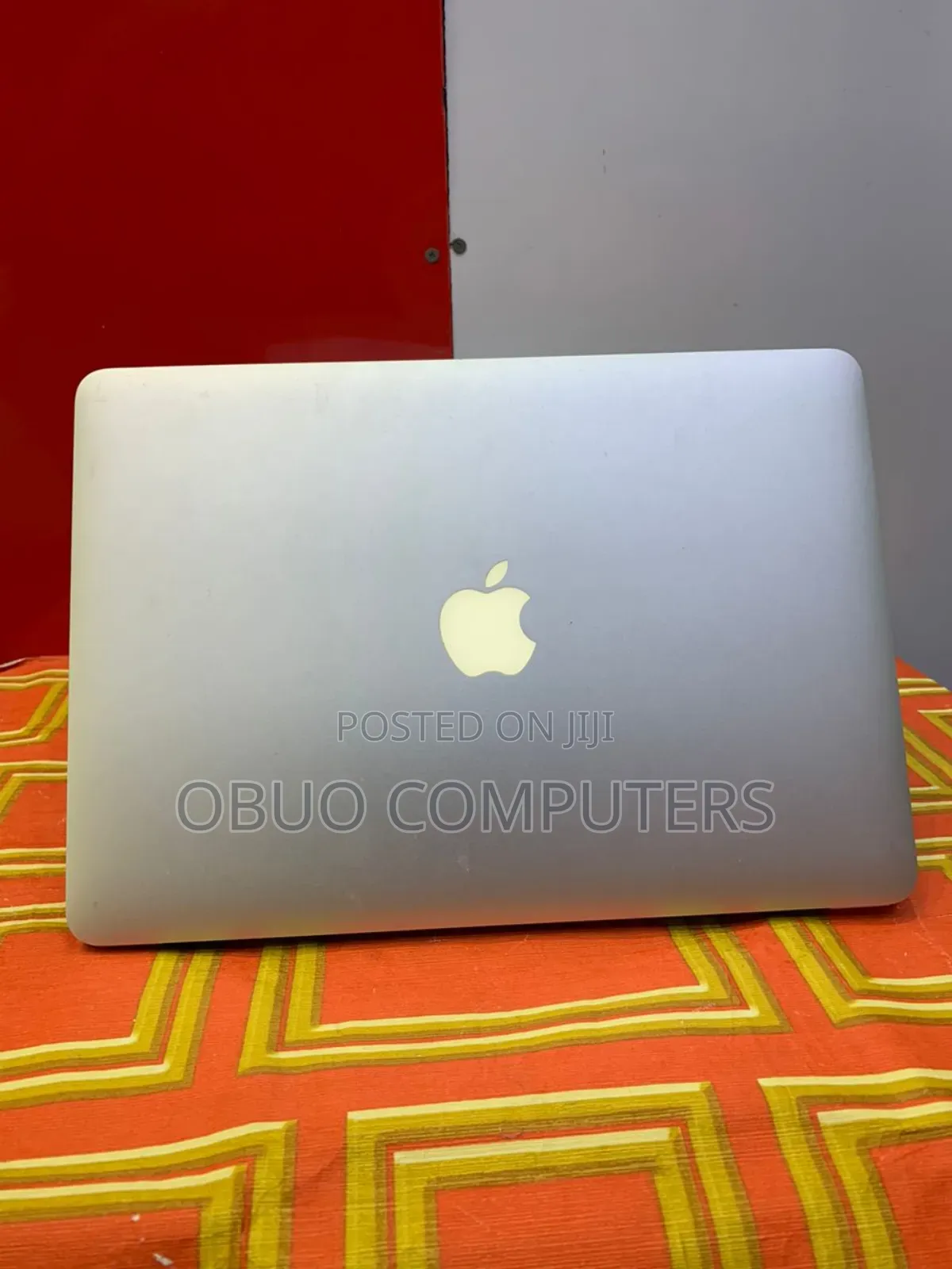 Laptop Apple MacBook Air 4GB Intel Core i5 SSD 128GB