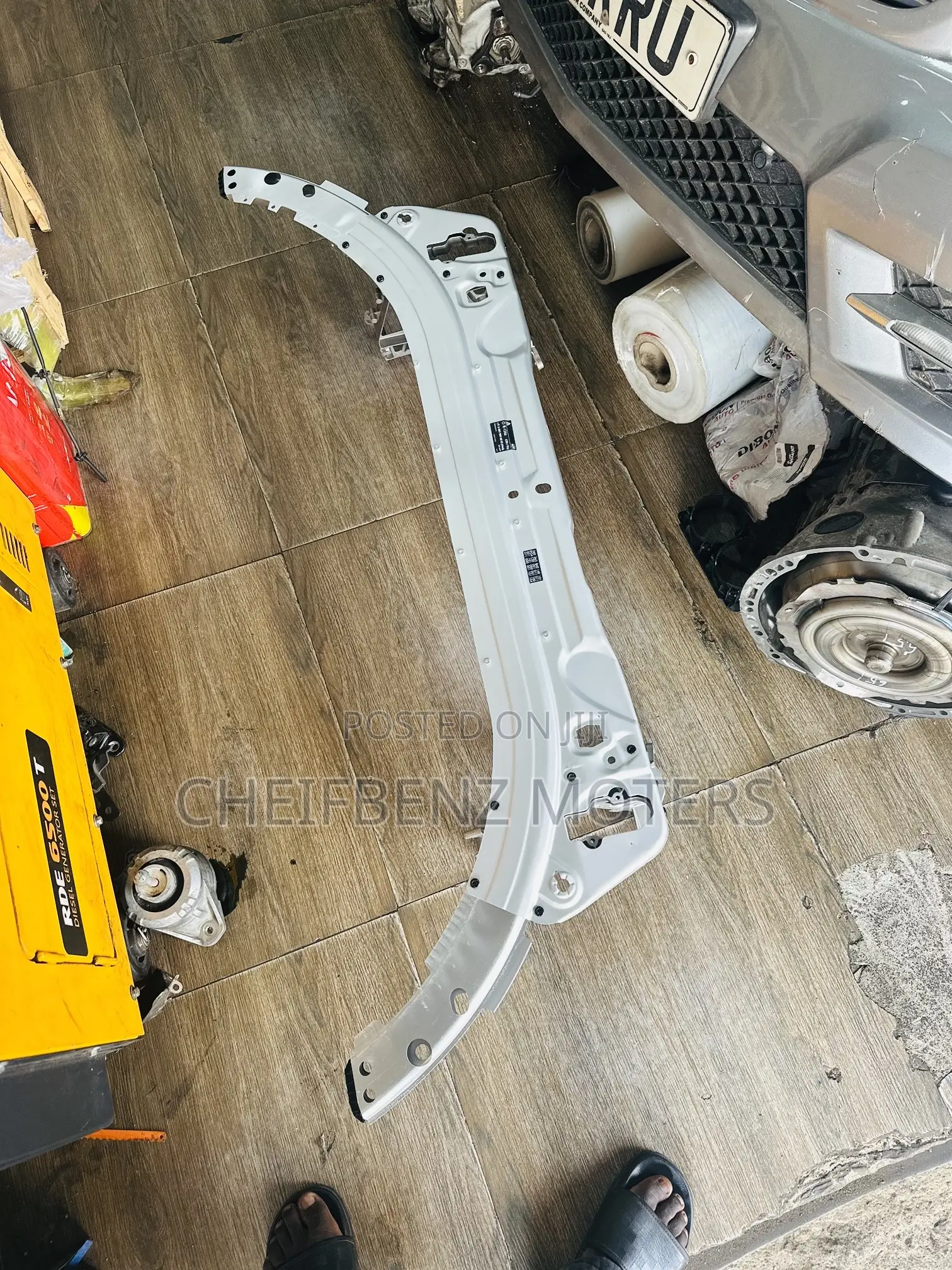 Mercedes Benz C300 2016-2020 Headlight Support Available