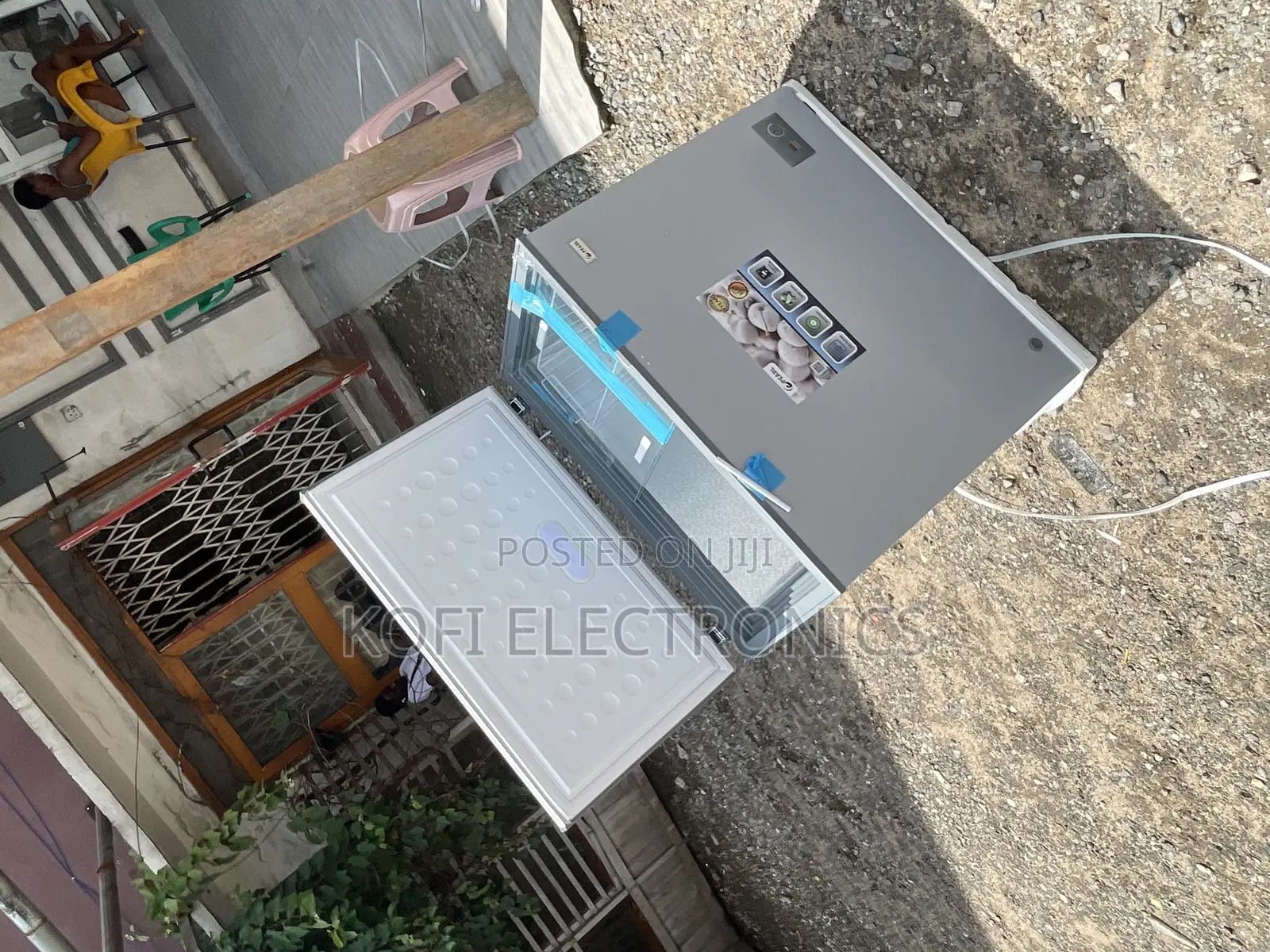 (With a Strong Tempered Glass Lid)Pearl 200l Chest Freezer