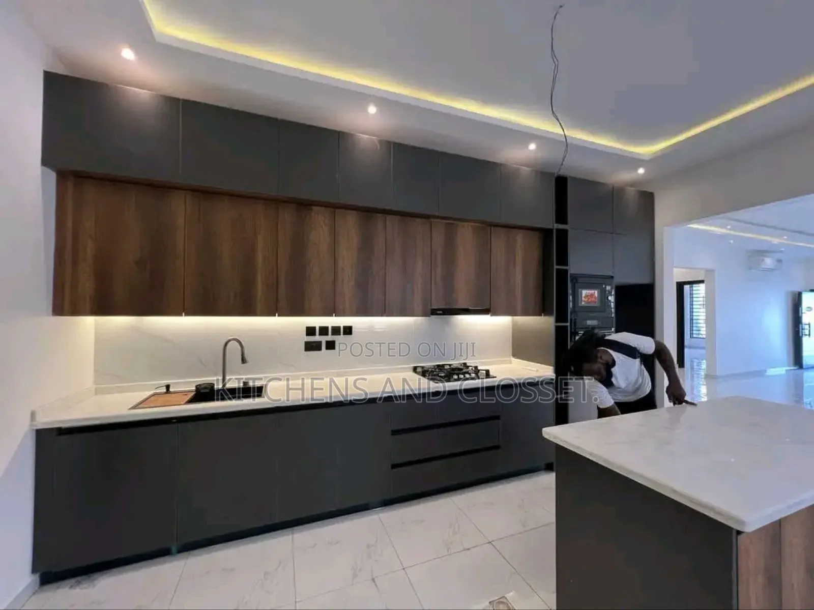 Luxury Kitchen Cabinent