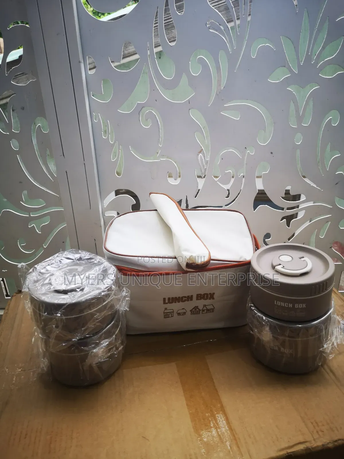 4 Compartment Lunch Box Set With Insulated Bag
