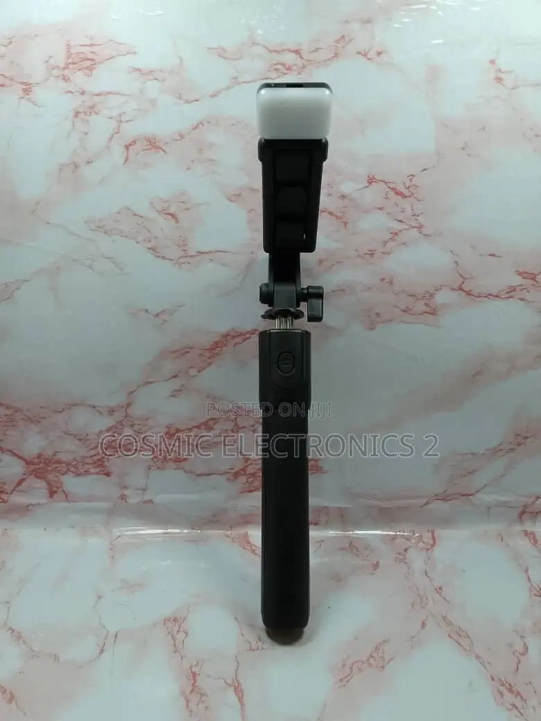 Bluetooth Selfie Stick Tripod, Full Light + Shutter Remote