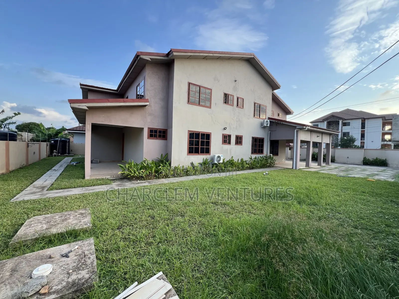5bdrm House in Charclem Ventures, Ashomang Estate for sale