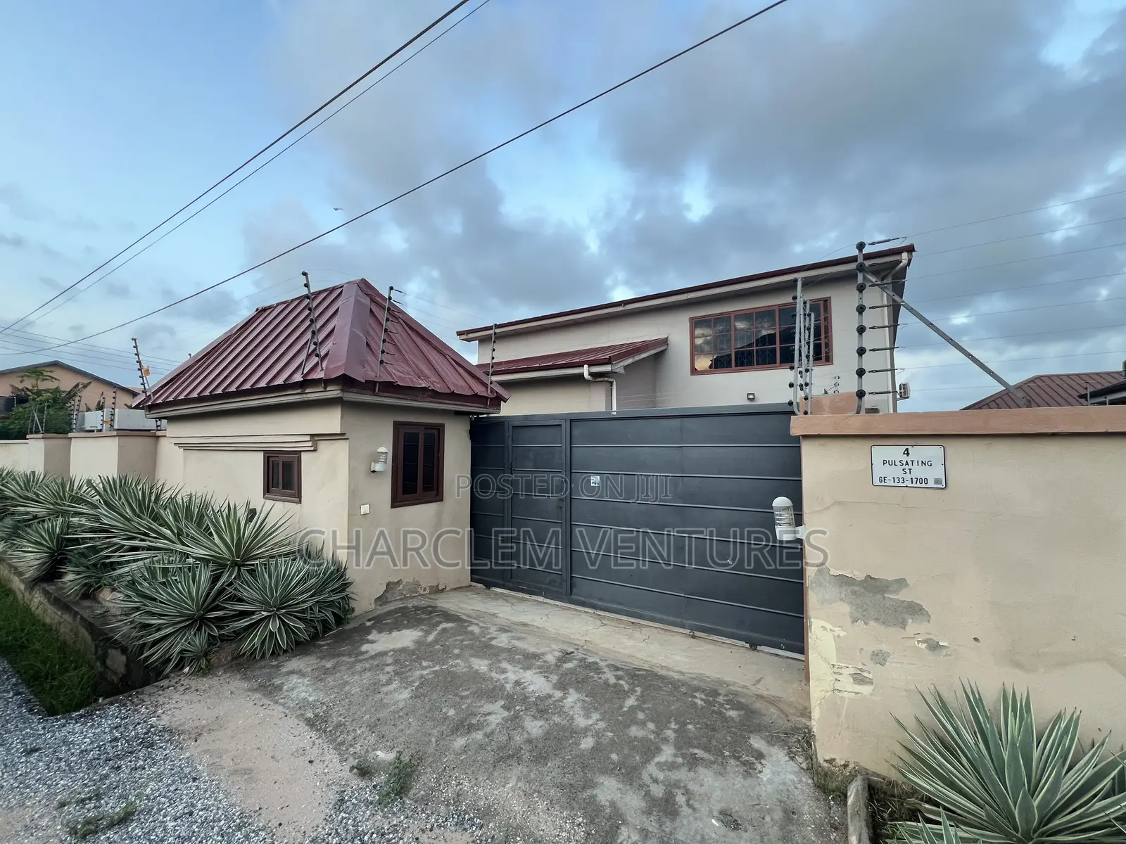 5bdrm House in Charclem Ventures, Ashomang Estate for sale