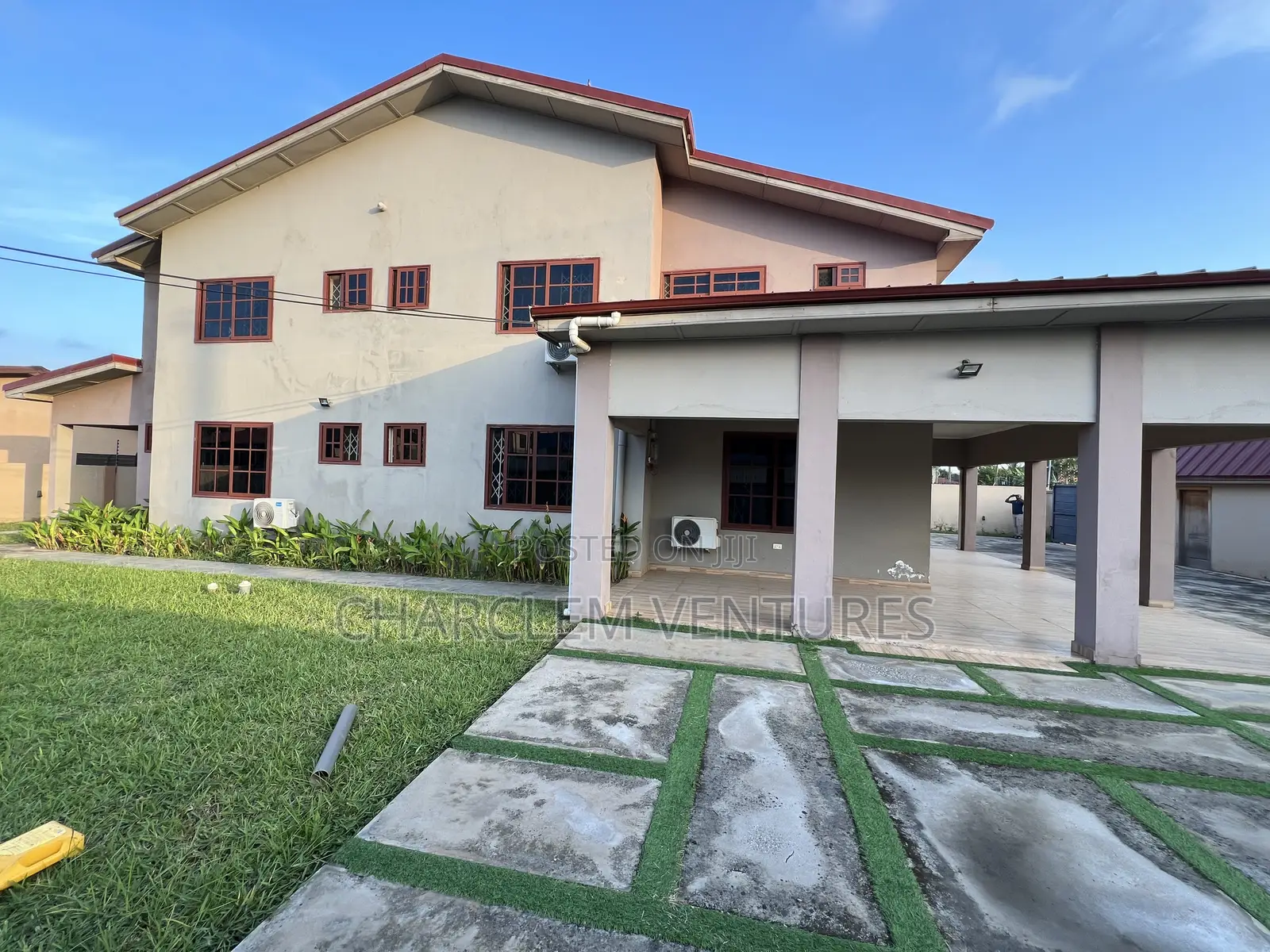 5bdrm House in Charclem Ventures, Ashomang Estate for sale
