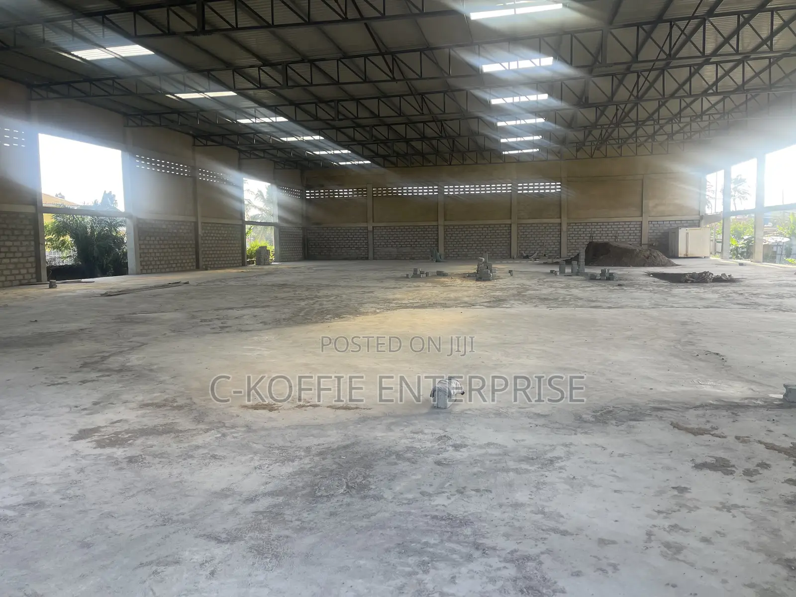 1,750 Warehouse at North Kaneshie Industrial Area for Rent
