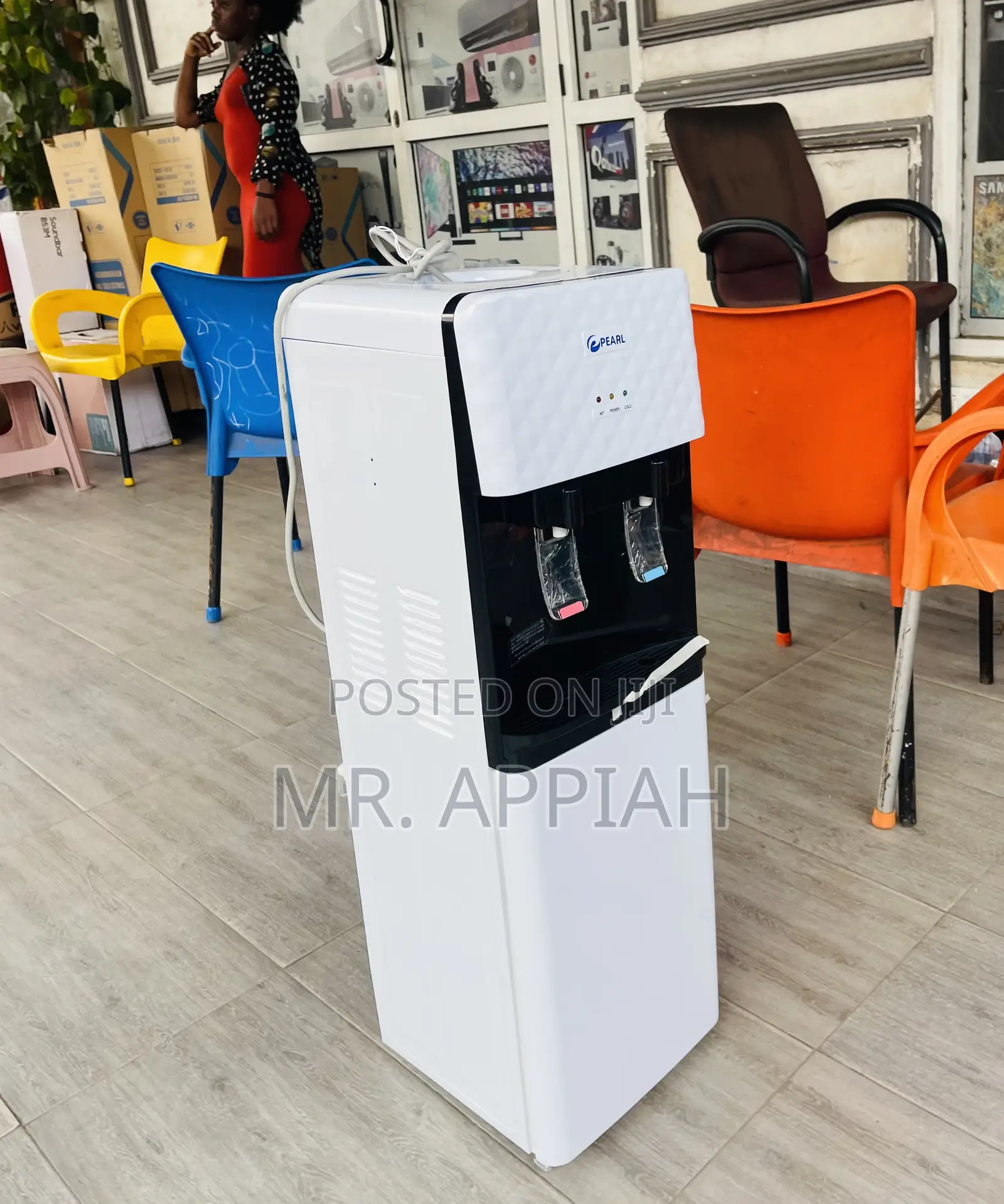 Convenient Pearl PWD-4024cwh 2 Tray Water Dispenser.