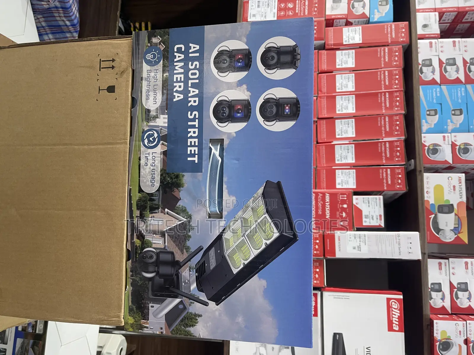 Hikview 4g Dual Lens Solar With Street Light Camera