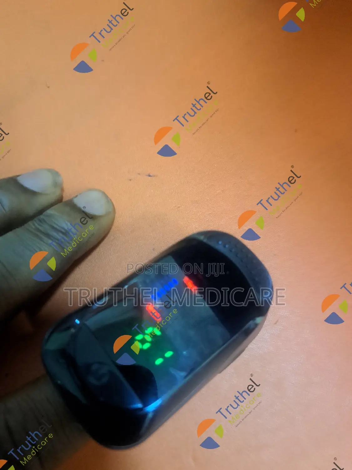 Pulse Oximeter -LCD