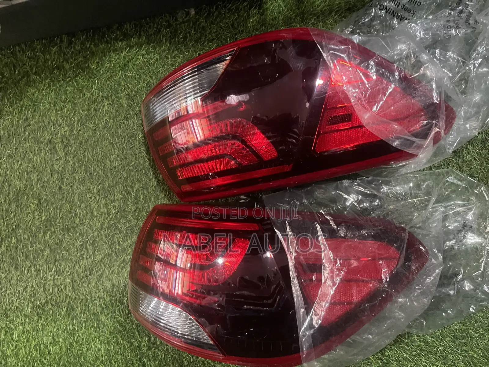 Kia Sorento 2019 Tail Light Pair