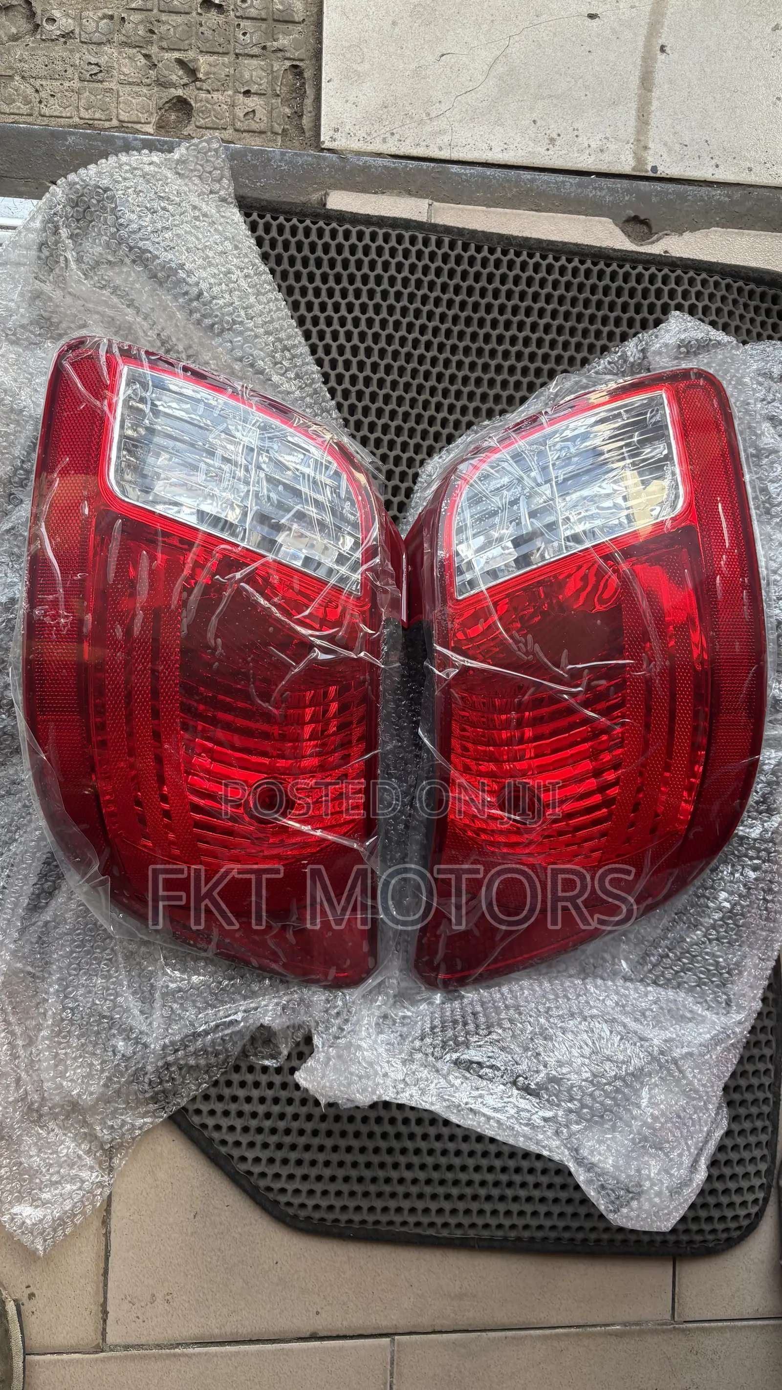 Kia Rio 5 Taillight 2005,2006,2007,2008,2009,2010